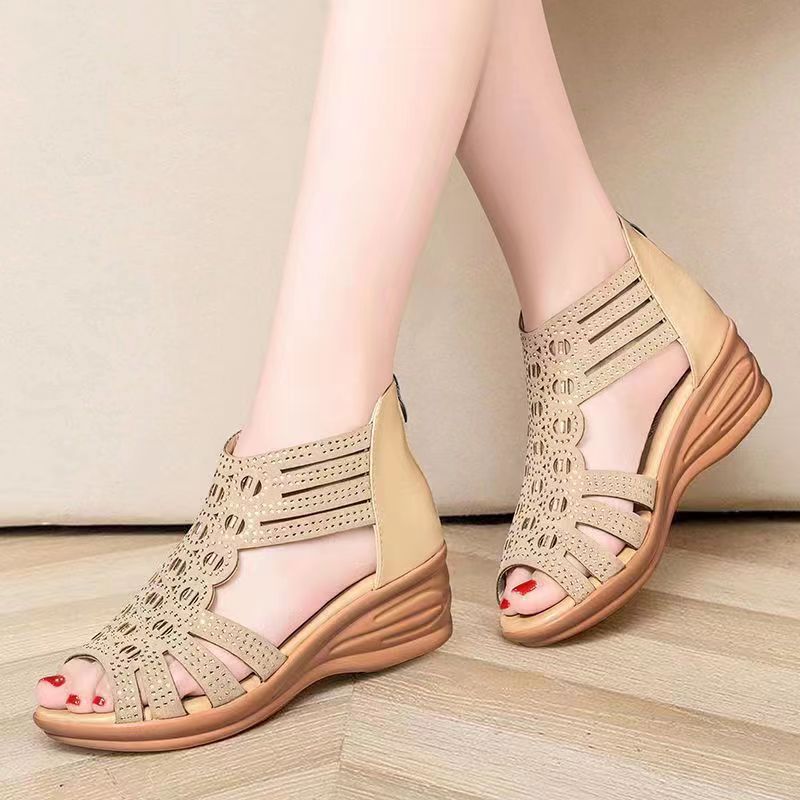 Sandalias de madre con suela gruesa y forma de boca de pez