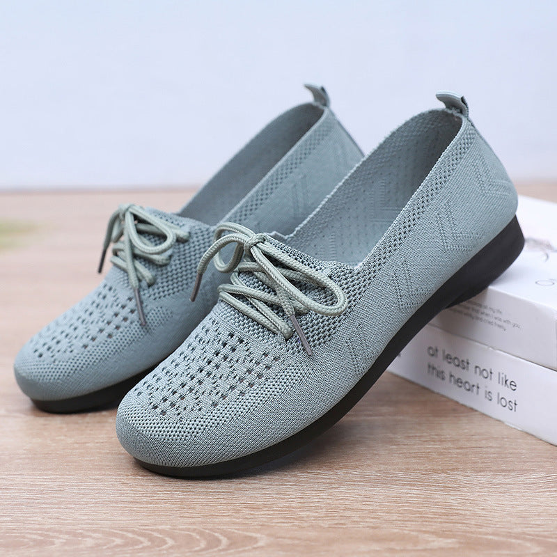 Primavera y verano cómodos con zapatos para madres en verano transpirables y suelas suaves 2025