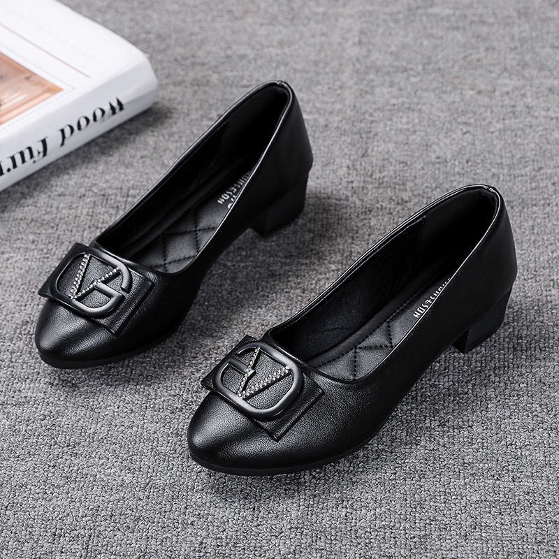 Zapatos de cuero de tacón grueso con suela suave y fondo plano