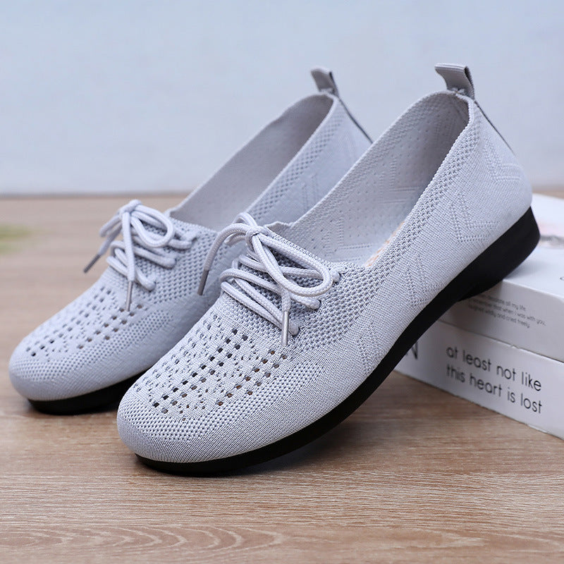 Primavera y verano cómodos con zapatos para madres en verano transpirables y suelas suaves 2025