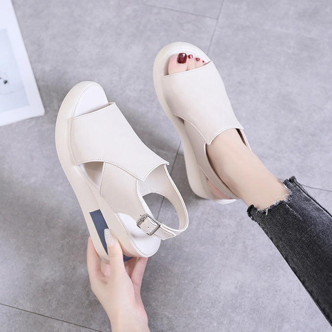 Sandalias tacón una hebilla talla grande