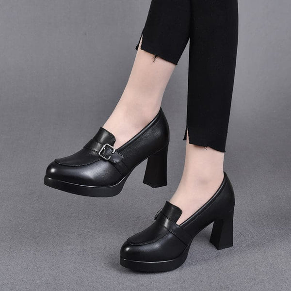 Zapatos de cuero de tacón alto de moda