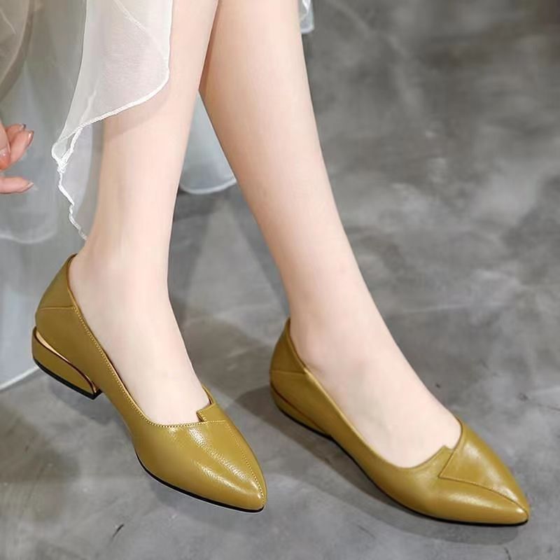 Zapatos de trabajo para mujeres con nuevos zapatos de cuero en zapatos individuales de boca poco profunda 2025 zapatos para madres