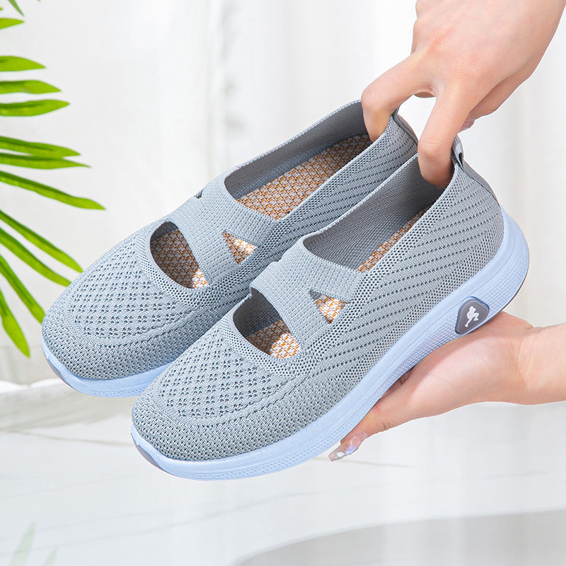 Nuevos zapatos de tela cómodos y transpirables en verano, zapatos individuales, zapatos de mujer con suela suave de boca clara 2025