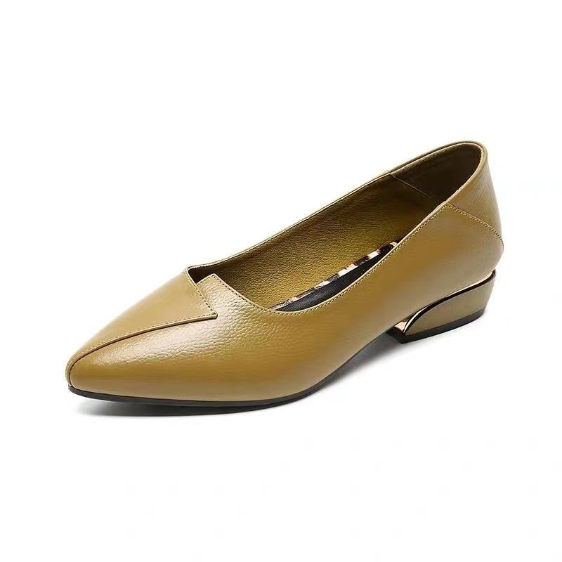 Zapatos de trabajo para mujeres con nuevos zapatos de cuero en zapatos individuales de boca poco profunda 2025 zapatos para madres