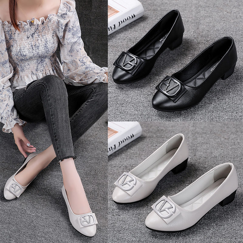 Zapatos de cuero de tacón grueso con suela suave y fondo plano