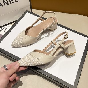 Sandalias francesas Baotou nuevas zapatillas de tacón grueso para mujeres en verano 2025
