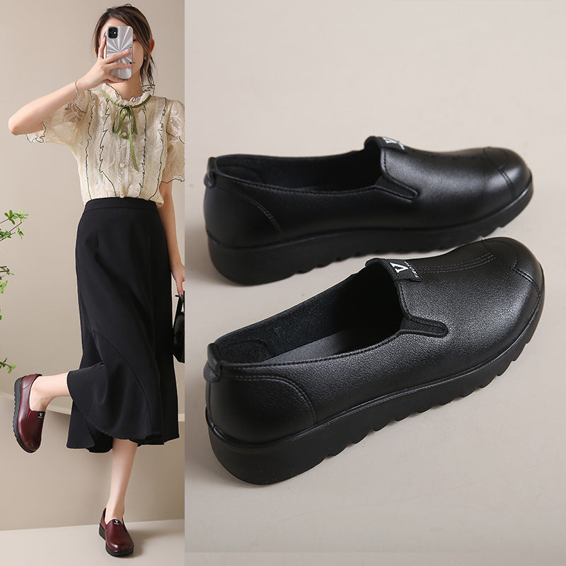 Zapatos para mujeres de mediana edad y ancianos nueva superficie de cuero en primavera zapatos casuales al aire libre zapatos individuales