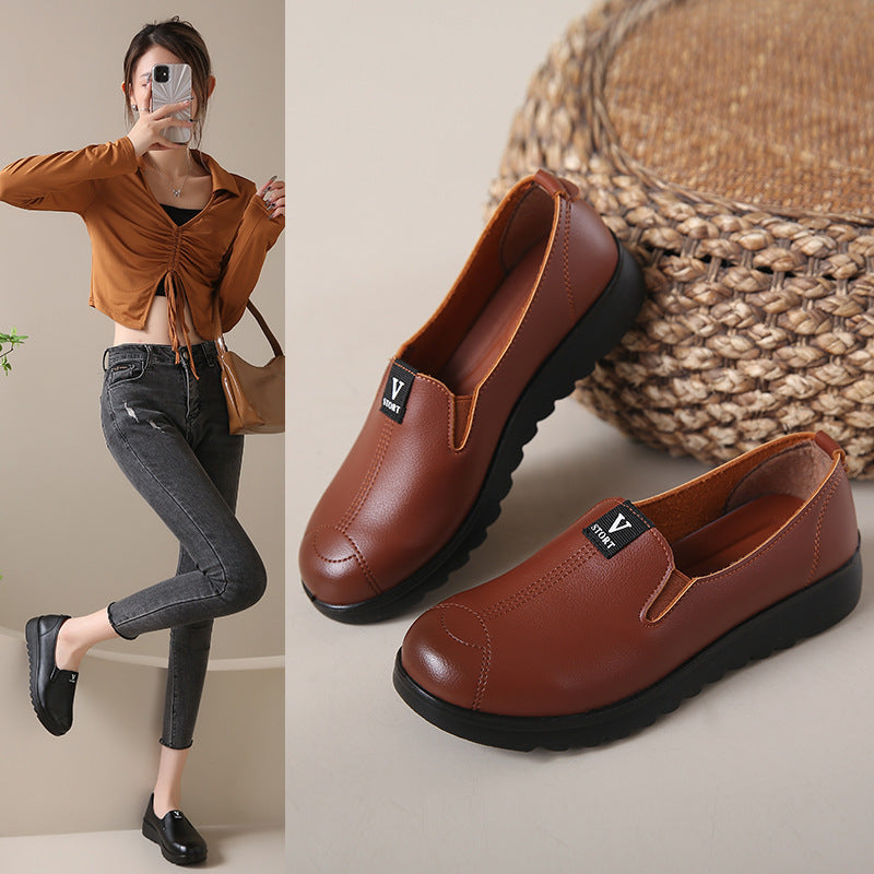 Zapatos para mujeres de mediana edad y ancianos nueva superficie de cuero en primavera zapatos casuales al aire libre zapatos individuales