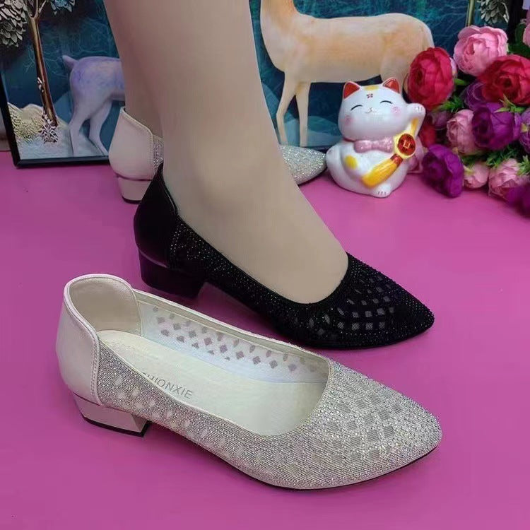 Zapatos de mujer de mediana edad de talón grueso 2025 zapatos de madre de malla de diamante caliente de moda