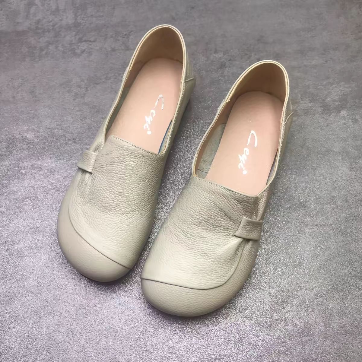Zapatos individuales femeninos 2025 suelas blandas, piel suave y cómoda zapatos planos femeninos