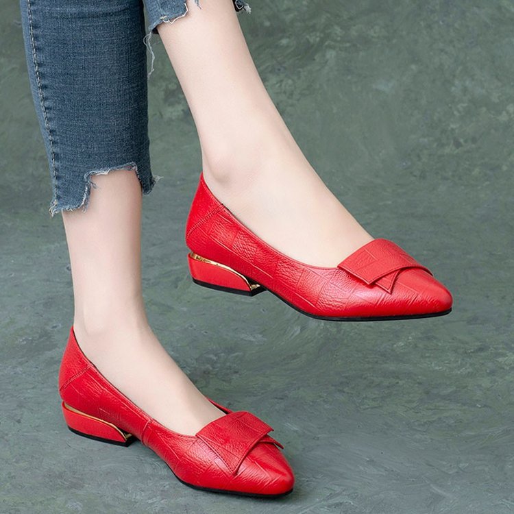 Zapatos individuales de suela plana transfronteriza nuevos zapatos femeninos de primavera y otoño con Boca ligera y talón grueso y puntiagudo