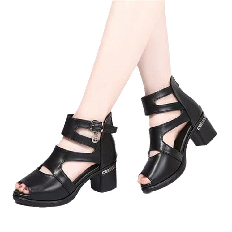 Sandalias de pico de pescado de talla grande y gruesa para mujeres 2025 nuevas sandalias para madres de verano