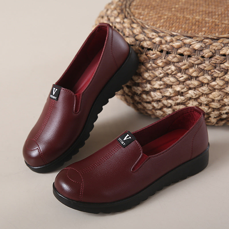 Zapatos para mujeres de mediana edad y ancianos nueva superficie de cuero en primavera zapatos casuales al aire libre zapatos individuales