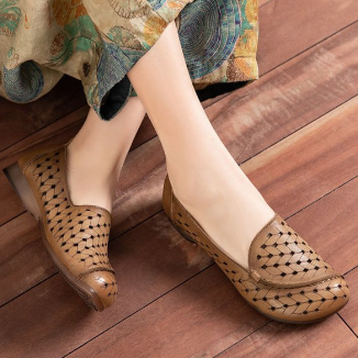 Sandalias de cuero huecas (pinceladas de color)