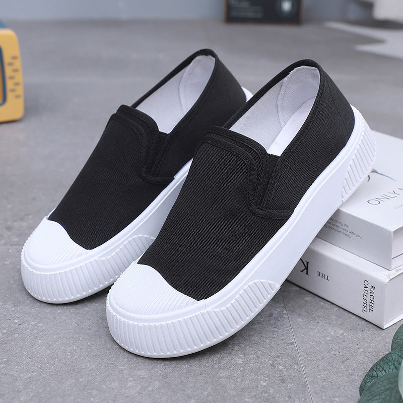 Mocasines de suela blanda con punta redonda