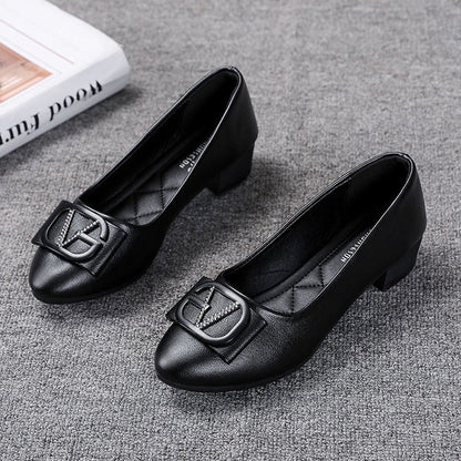 Zapatos de cuero de tacón grueso con suela suave y fondo plano