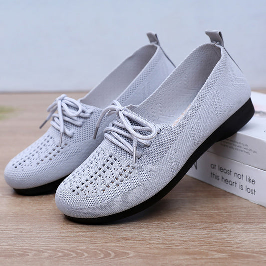 Primavera y verano cómodos con zapatos para madres en verano transpirables y suelas suaves 2025