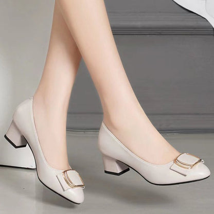 Zapatos individuales de piel realmente blanda de alta calidad con talón grueso en el tacón medio femenino 2025 nuevos zapatos de trabajo de tacón alto