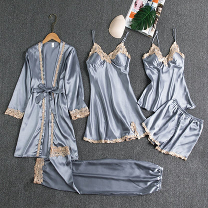 Conjunto de Pijama Feminino com 5 Peças em Cetim de Seda