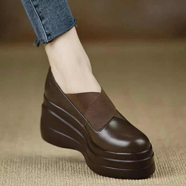 Zapatos de plataforma retro de piel suave