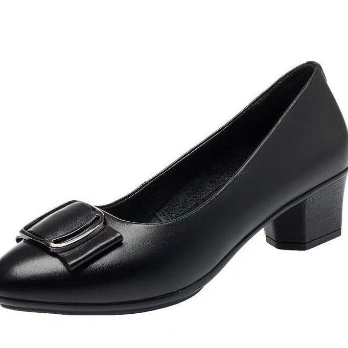 Nuevos zapatos de trabajo cómodos para madres de mediana edad y ancianos en primavera de 2025