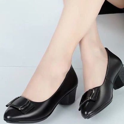 Nuevos zapatos de trabajo cómodos para madres de mediana edad y ancianos en primavera de 2025
