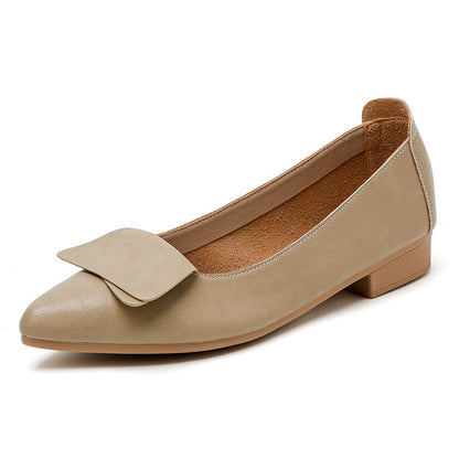 Zapatos de piel con tacón ancho (varios tamaños disponibles)