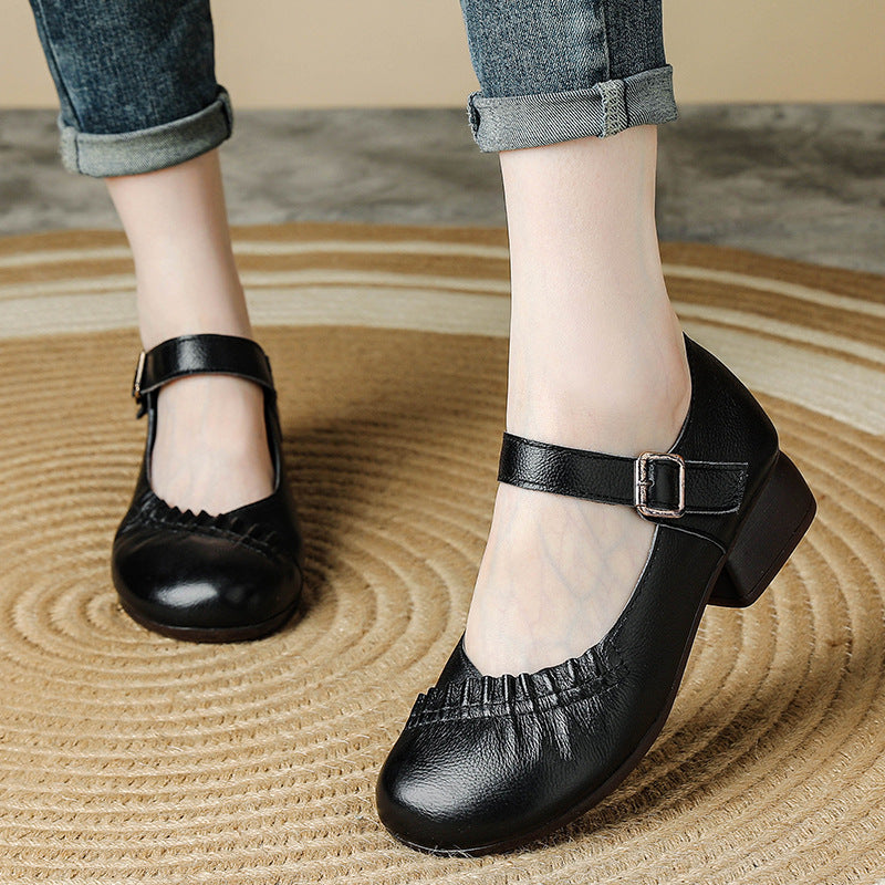 Zapatos de piel de tacón medio con suela blanda