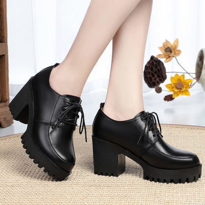 Primavera y otoño nuevos zapatos de mujer de piel blanda plataforma impermeable negra tacones altos y suelas gruesas 2025