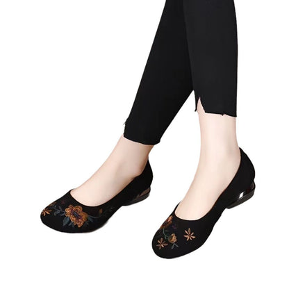 Zapatos bordados de alta gama 2025 zapatos de madre con suela suave