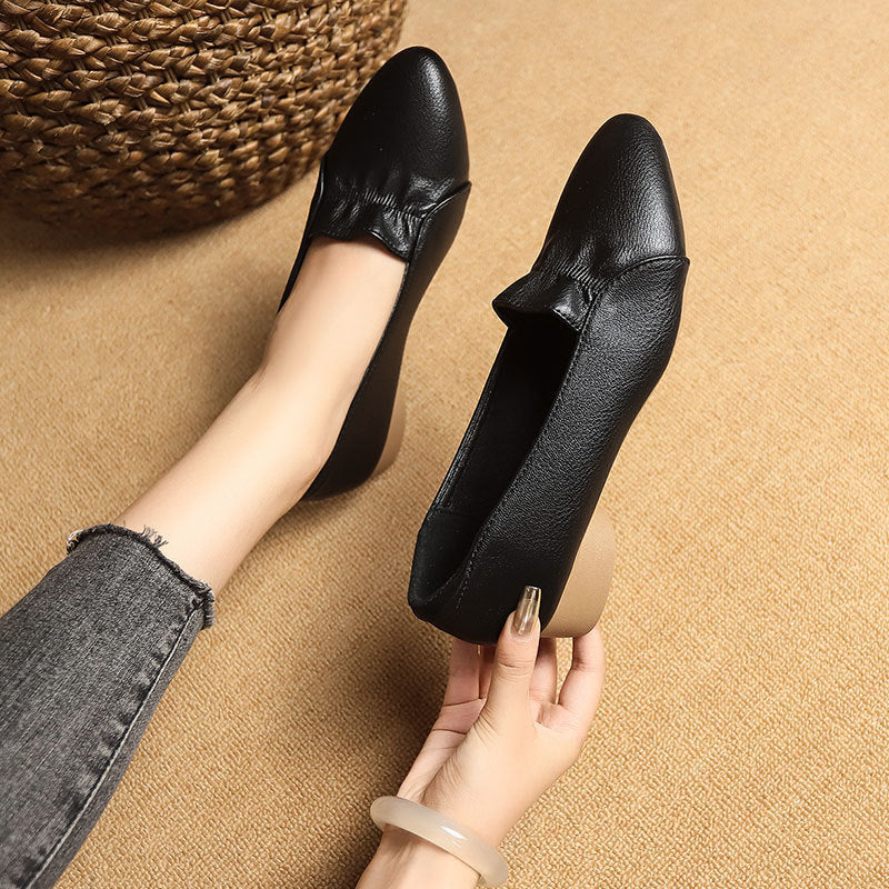 2025 nuevo zapato de piel blanda de primavera con talón grueso y medio para mujeres