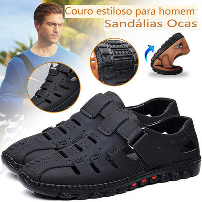 Sandálias masculinas elegantes com recorte de couro