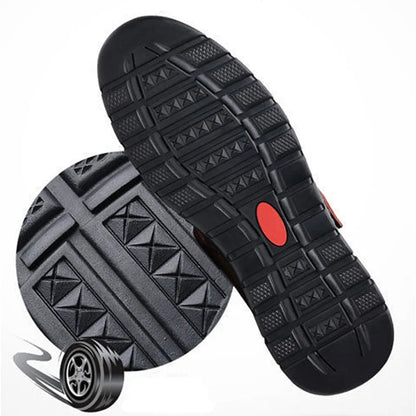 Sandálias masculinas elegantes com recorte de couro